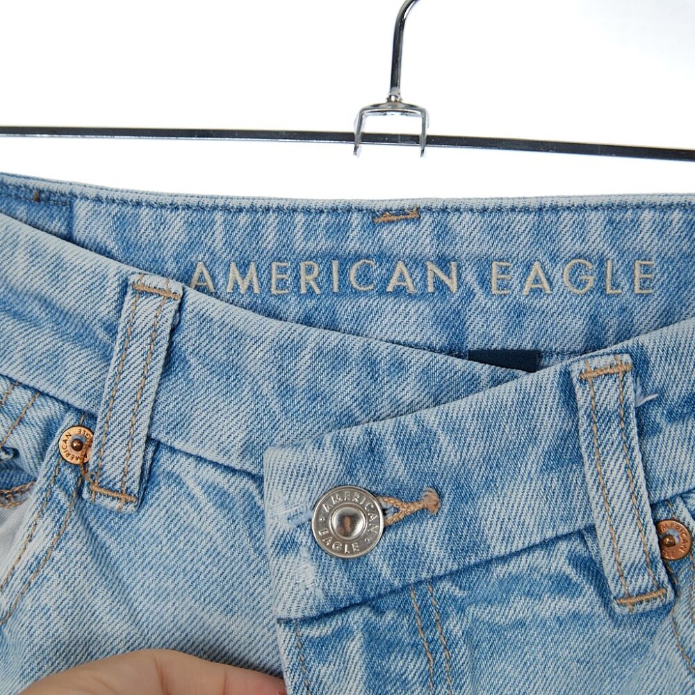 American Eagle Curvy Super High Rise Baggy Straight Jeans Women's Size 2 Short - Picture 3 of 8